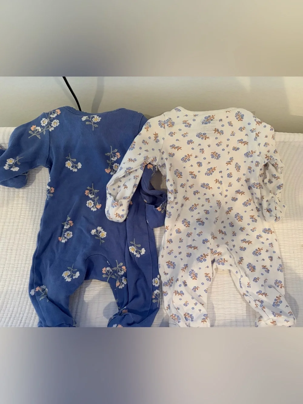Carters newborn outfits